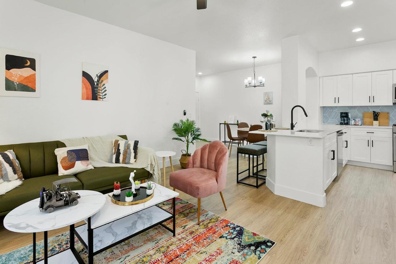 Cozysuites Glendale By The Stadium With Pool 10 Exteriör bild