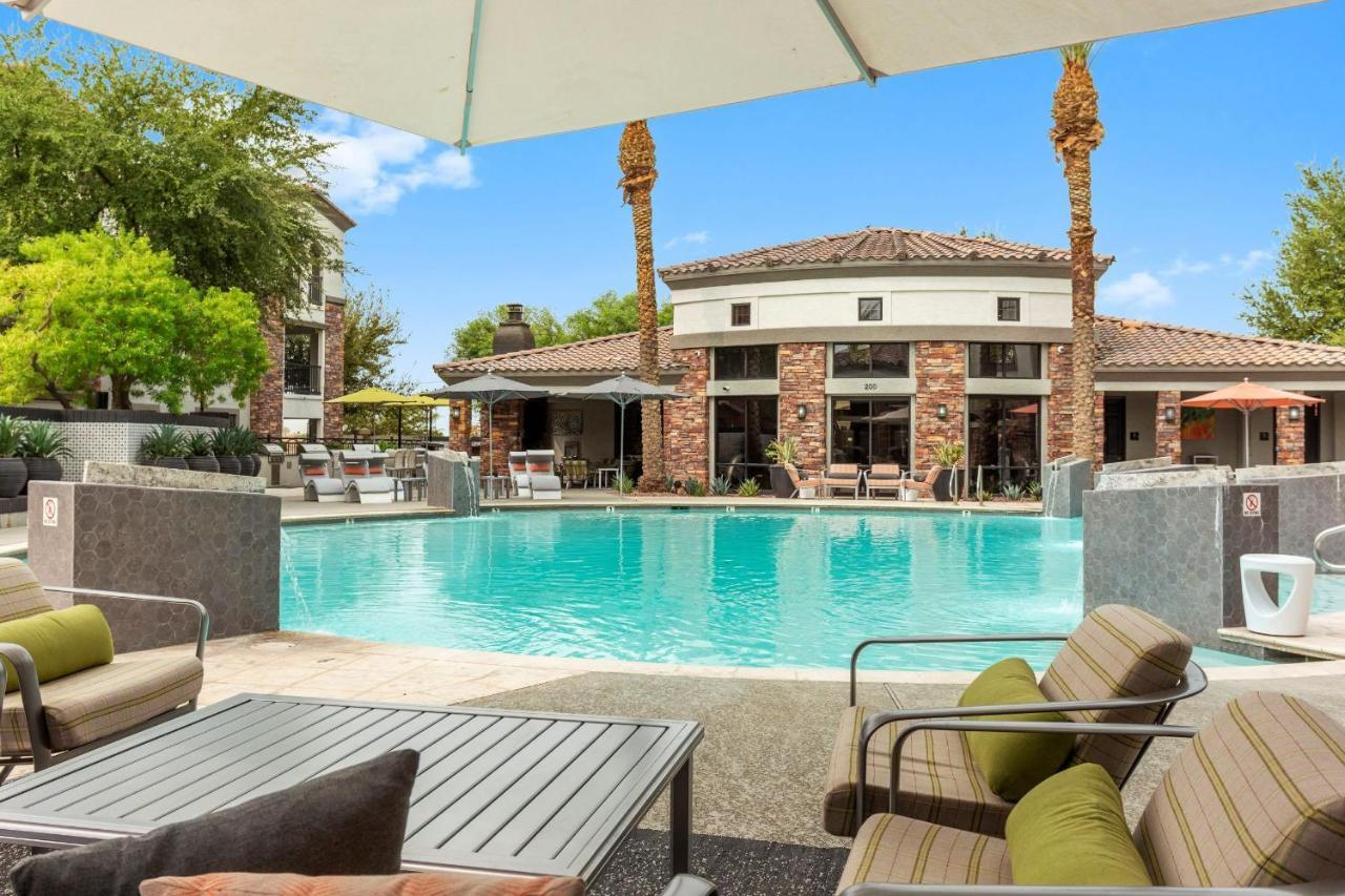Cozysuites Glendale By The Stadium With Pool 10 Exteriör bild